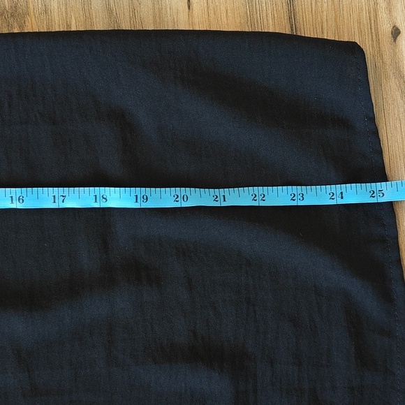 NWT Black sleeveless blouse - Picture 4 of 5